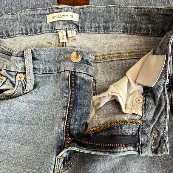 GOOD AMERICAN Denim Good Legs High Rise Jeans Raw Cascade Hem Size 10 / 30 - Picture 7 of 12
